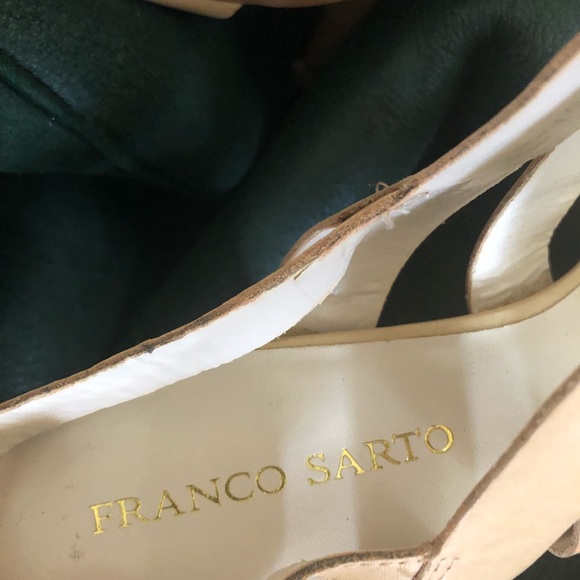 Sandals - Picture 2 of 3